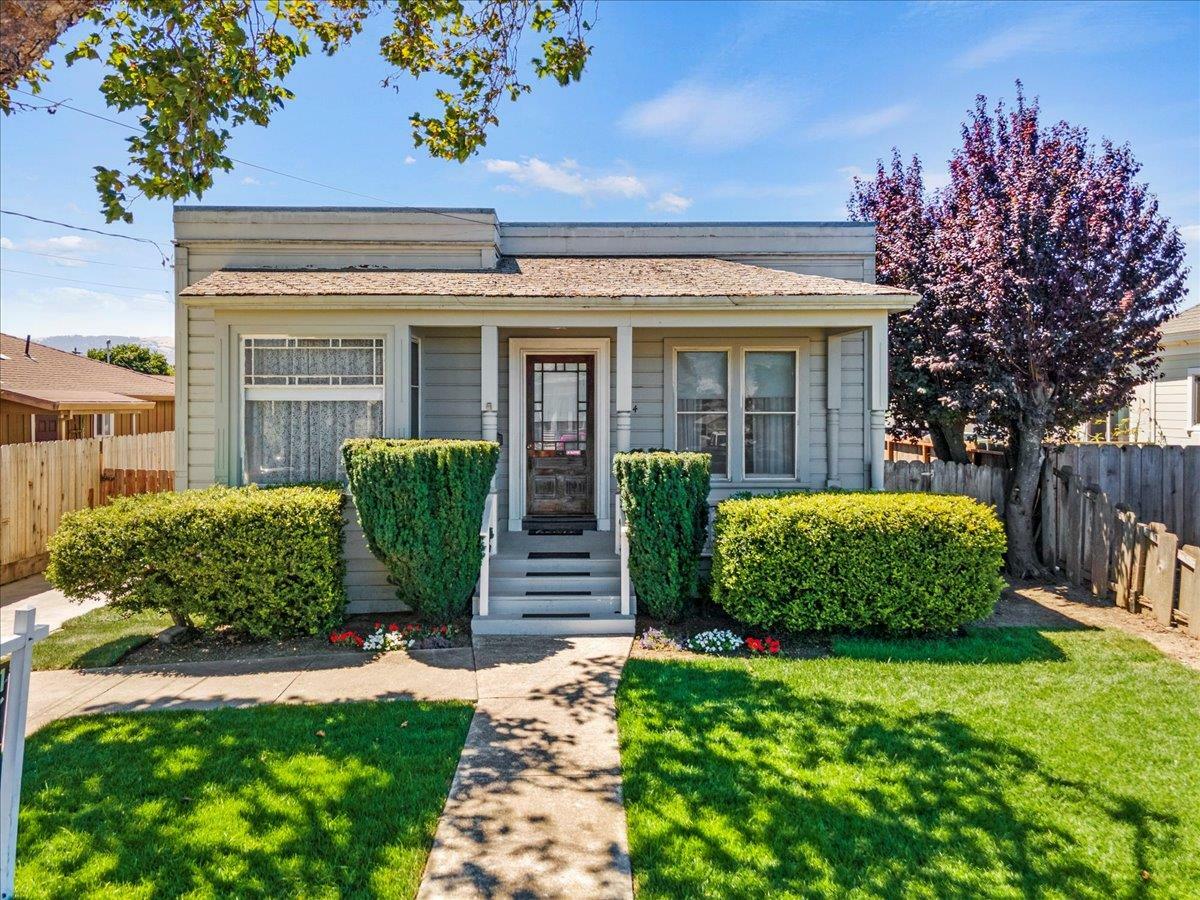 Property Photo:  254 Winham Street  CA 93901 