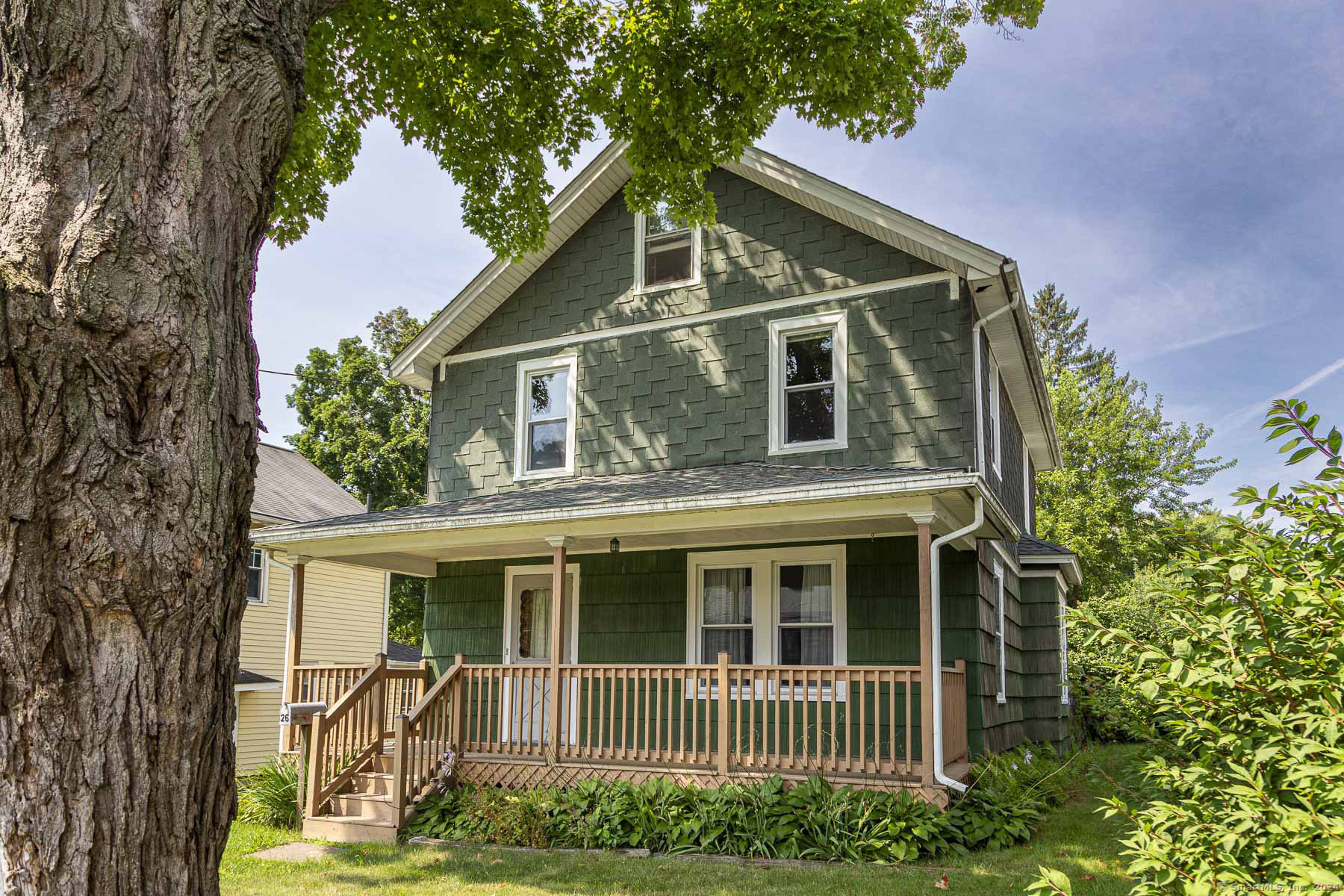 Property Photo: 26 Cumberland Street CT 06042
