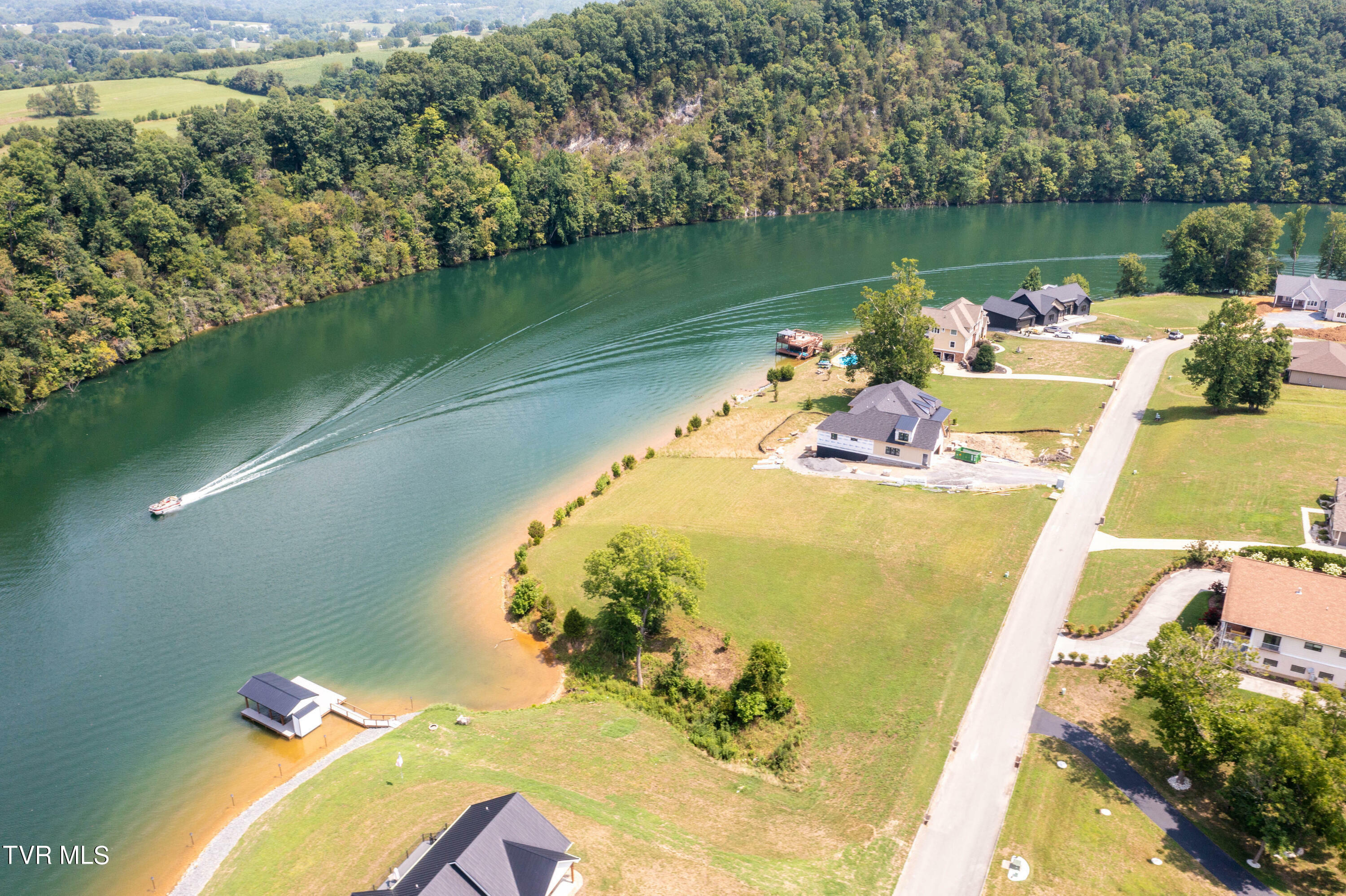 Property Photo:  1170 Reynolds Road  TN 37686 