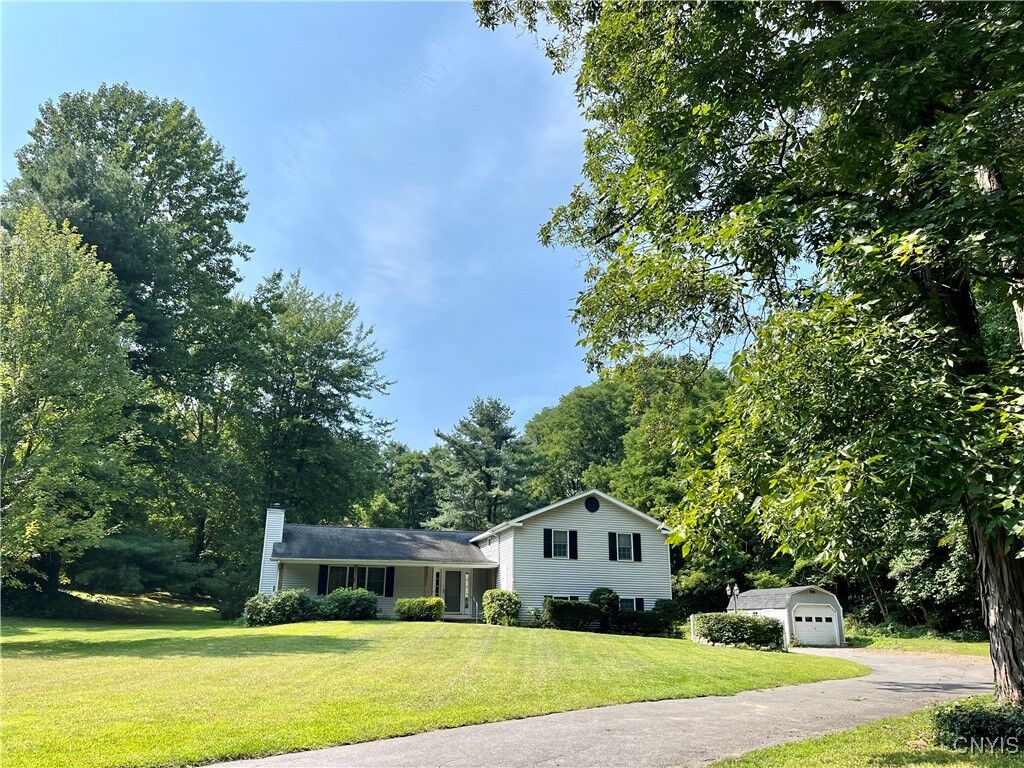 Property Photo: 31 Hickory Grove Road NY 13069