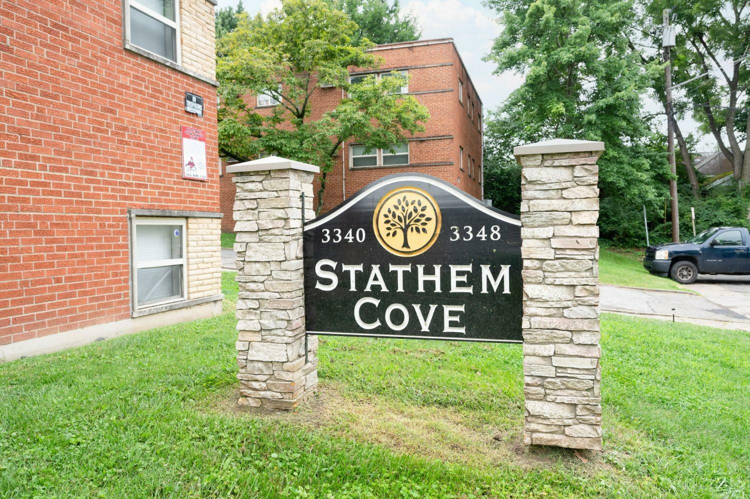 3340 Stathem Cove  Cincinnati OH 45211 photo