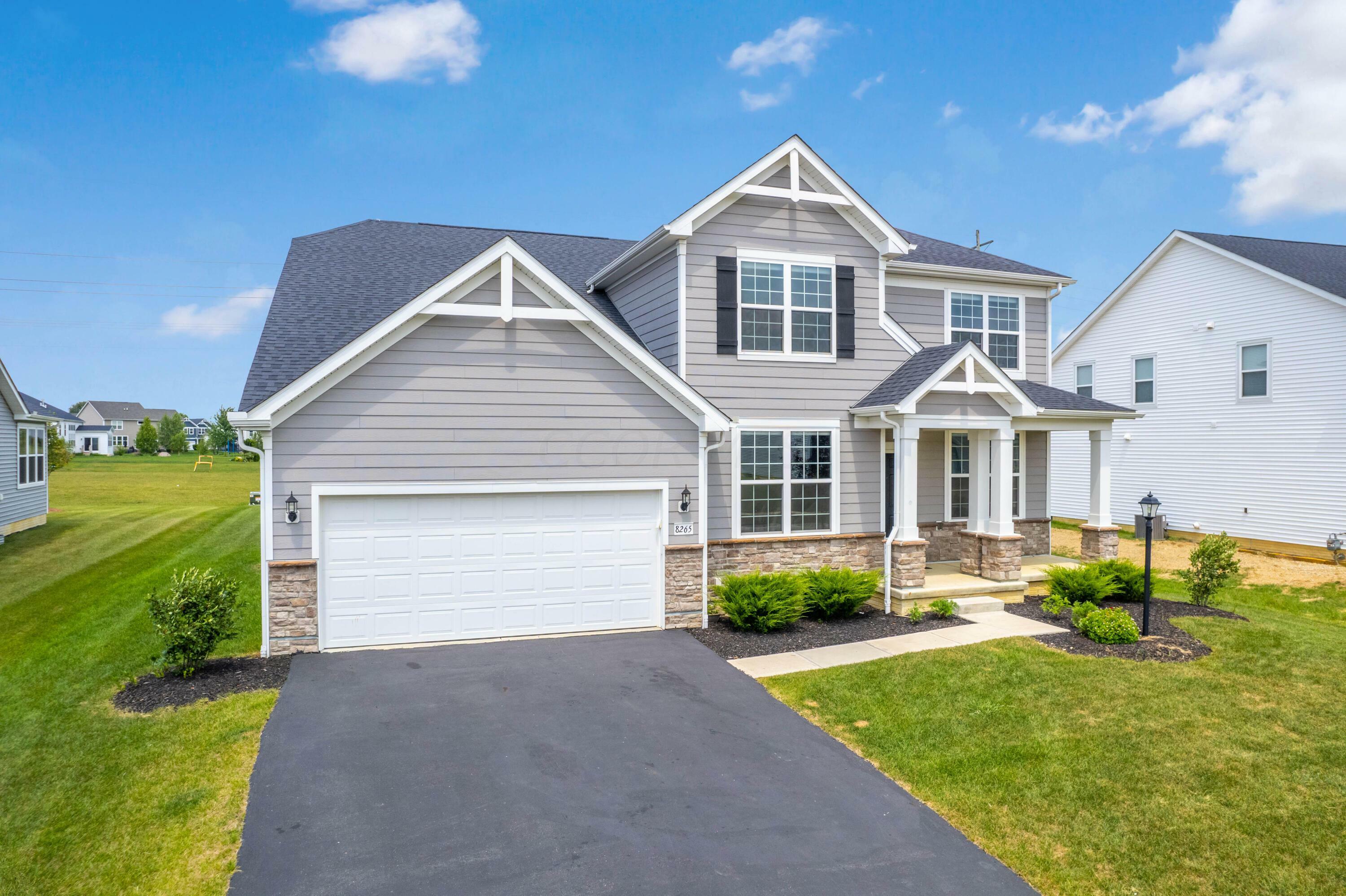 Property Photo:  8265 Hotsprings Drive NW  OH 43147 