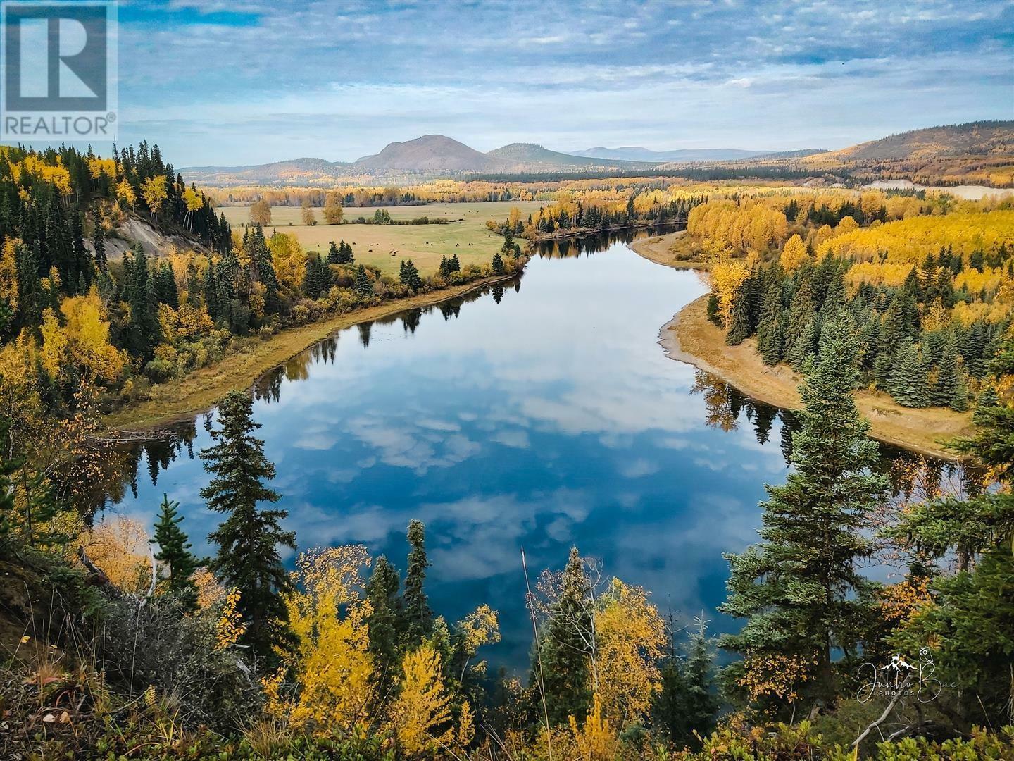 Photo de la propriété:  68241 Kenney Dam Road  BC V0J 3A1 