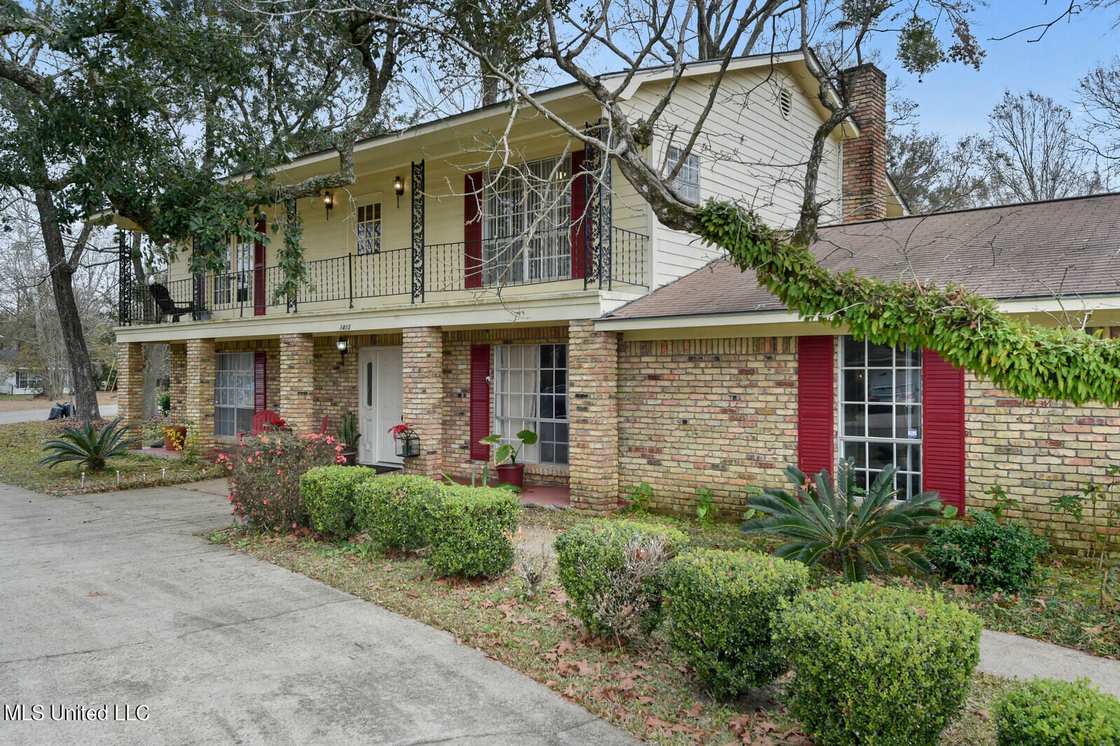 Property Photo:  1413 Lagrange Drive  MS 39553 