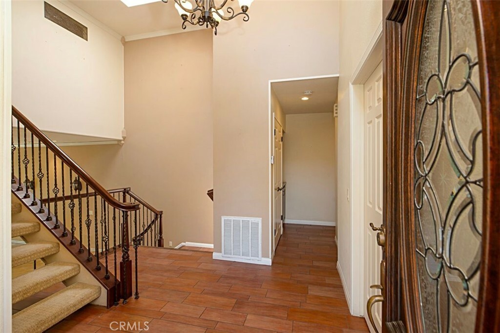 Property Photo:  510 Riviera Court  CA 92835 