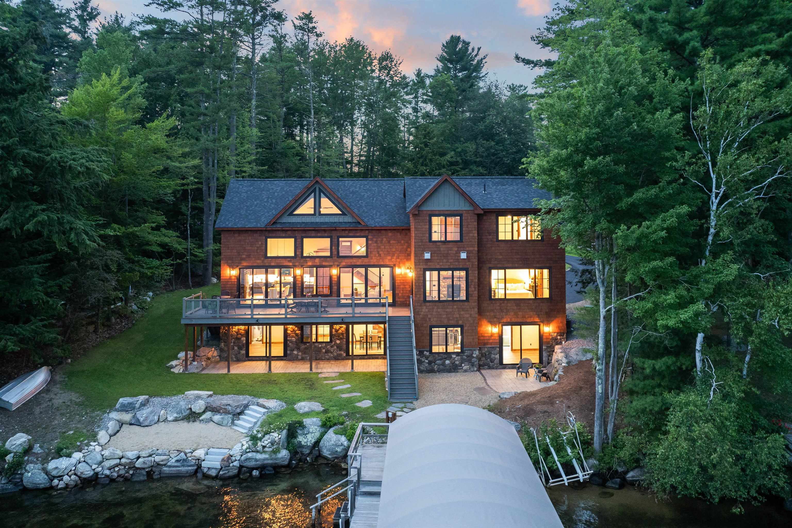 Property Photo: 85 Old Hubbard Road NH 03253