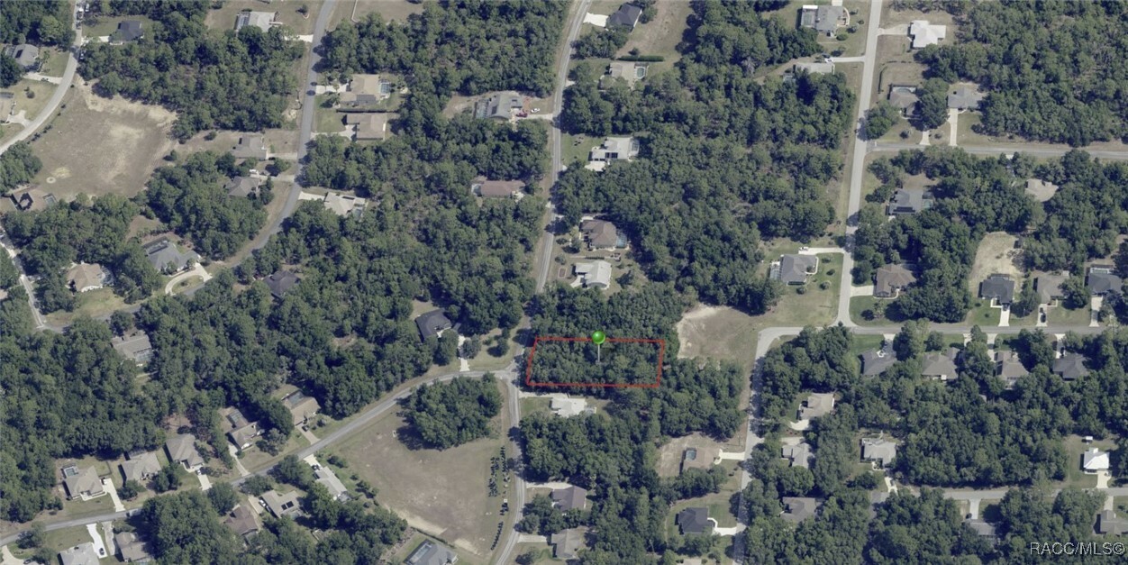 Property Photo:  1852 E Monopoly Loop  FL 34453 