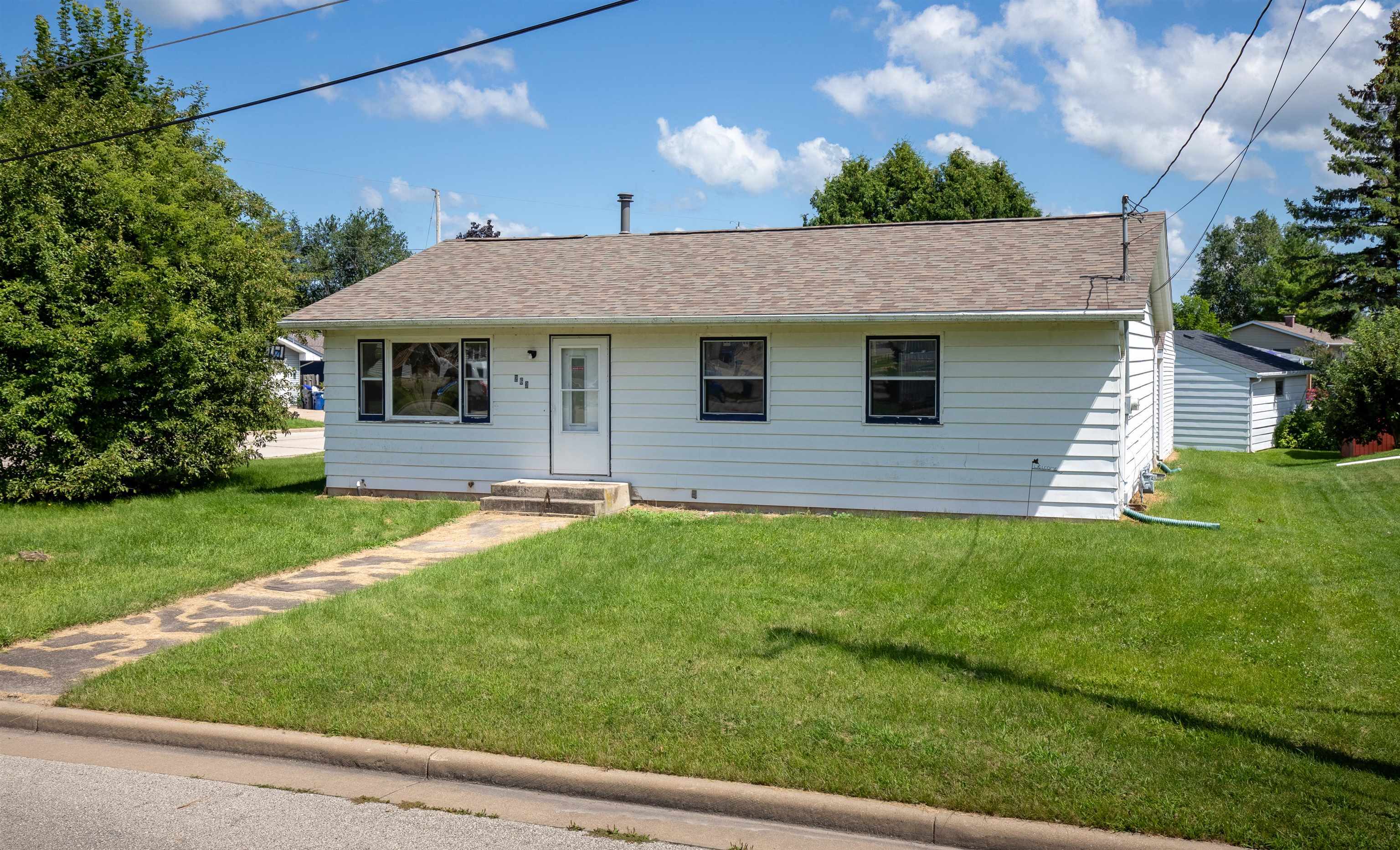 Property Photo:  262 Lakeview Avenue  WI 54944 