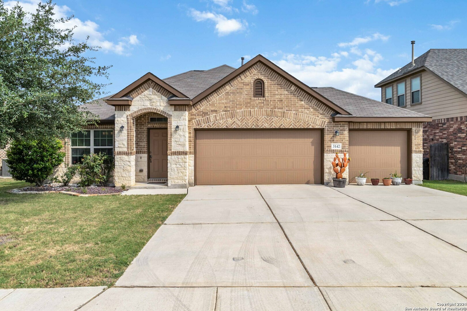 3142 Magnolia Mnr  New Braunfels TX 78130 photo