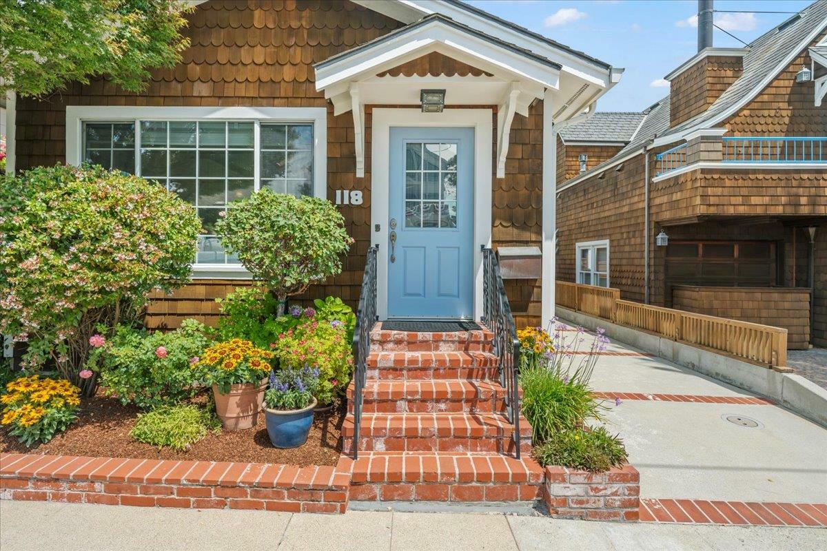 Property Photo:  118 Mott Avenue  CA 95062 