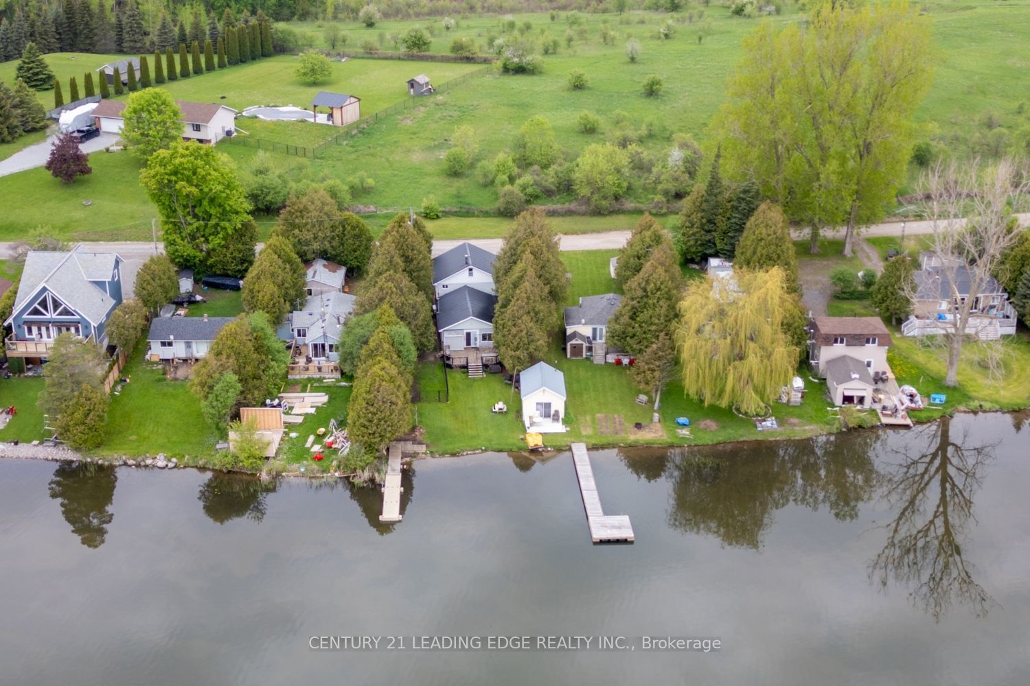 Property Photo: 32 Beach Rd ON K0M 2C0