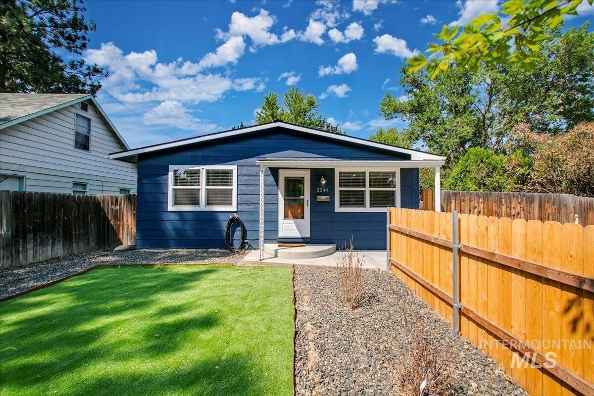 Property Photo:  2244 W Lemhi St  ID 83705 