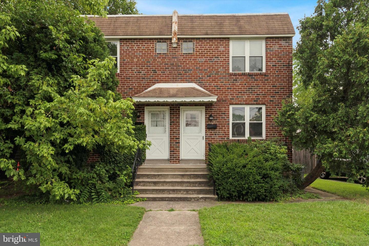 Property Photo:  7921 Barnes Street  PA 19111 