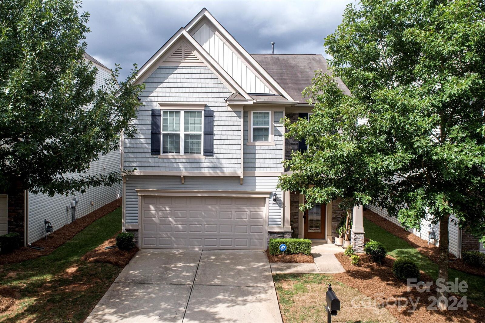 Property Photo: 4507 Ellicott Station Parkway 718 NC 28210