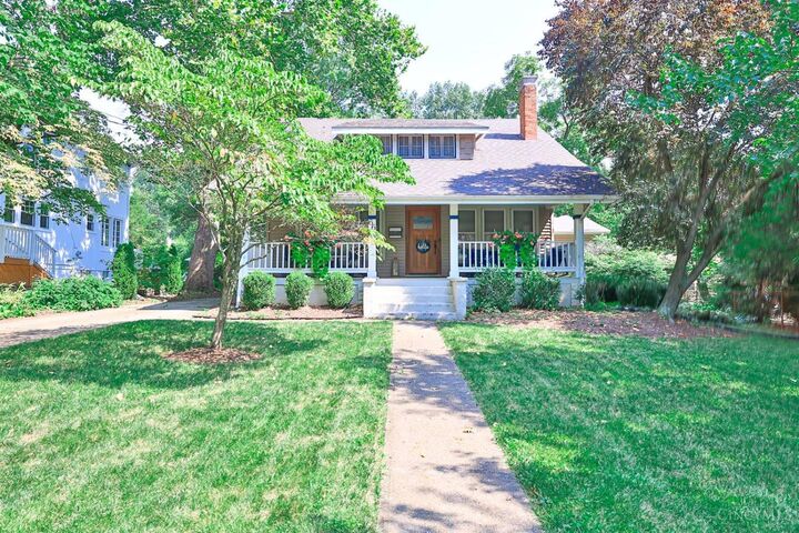 66 Oliver Road  Wyoming OH 45215 photo