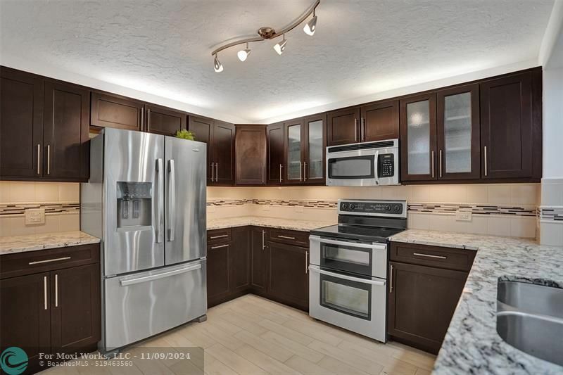 Property Photo:  145 S Ocean Avenue 207  FL 33404 