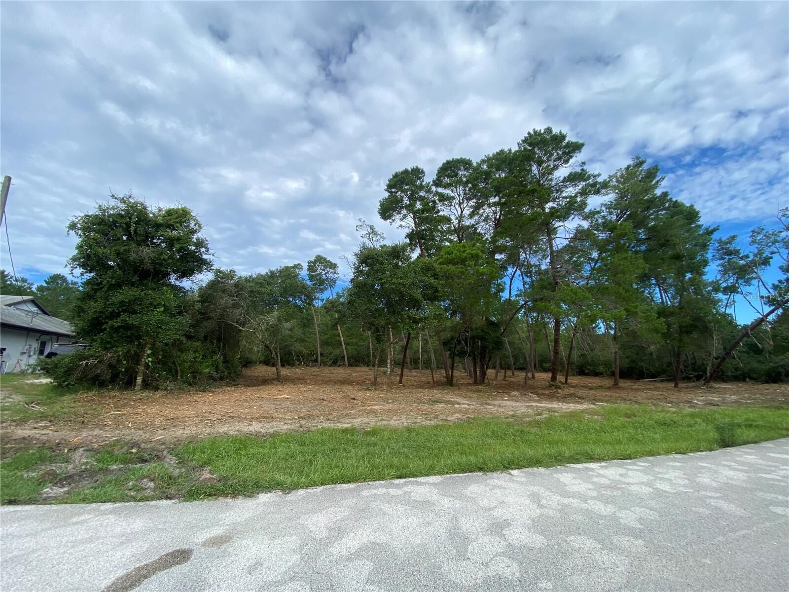 Property Photo:  5541 Moongate Road  FL 34606 