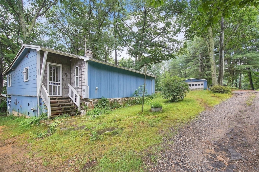 Property Photo:  7 Davidson Rd  MA 01521 