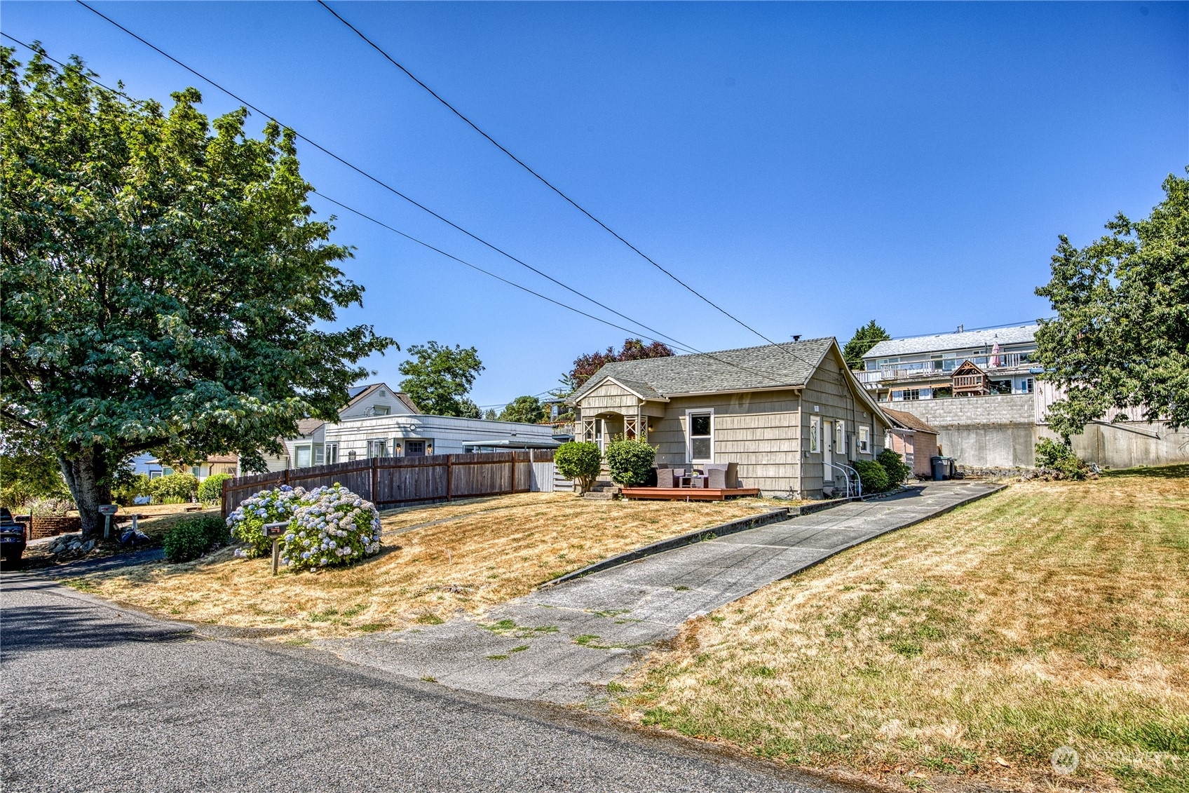 Property Photo:  2012 E 15th Street  WA 98310 