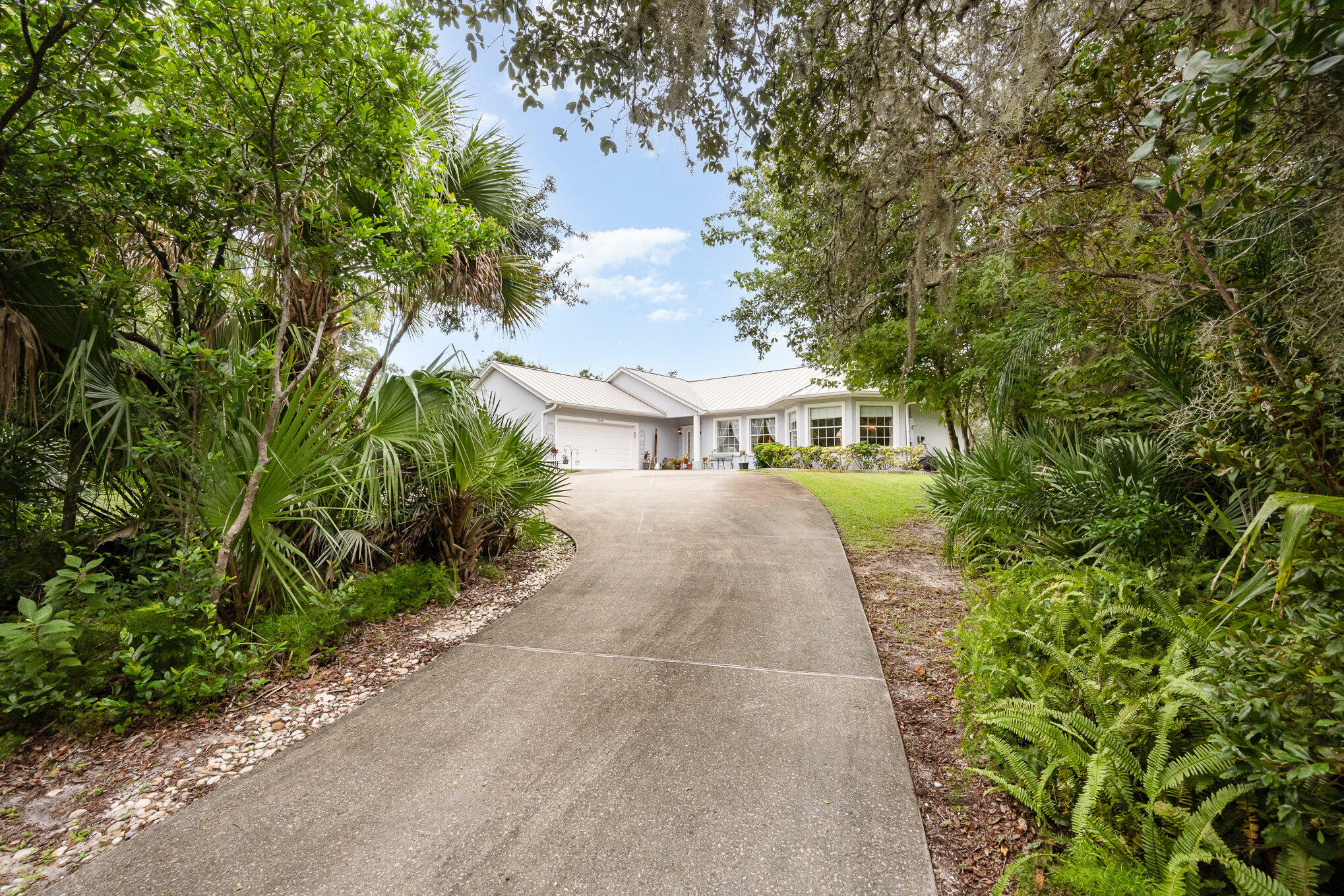 Property Photo:  6200 Whispering Lane  FL 32780 