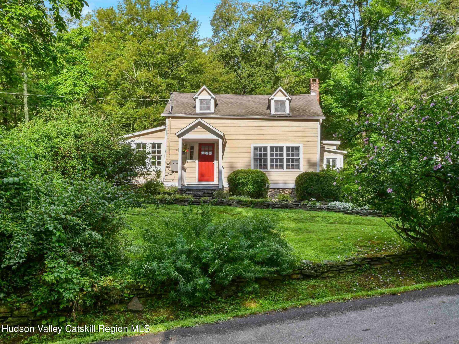 Property Photo:  414 Woodland Rd  NY 12404 