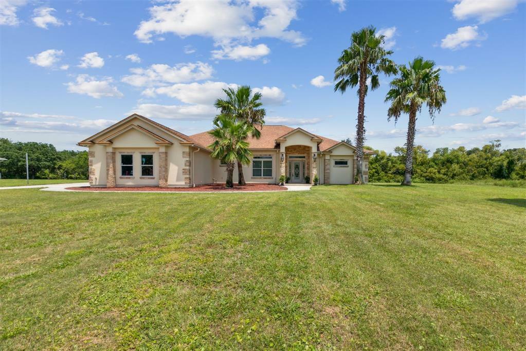 Property Photo:  9227 Woodsman Cove Lane  FL 32226 