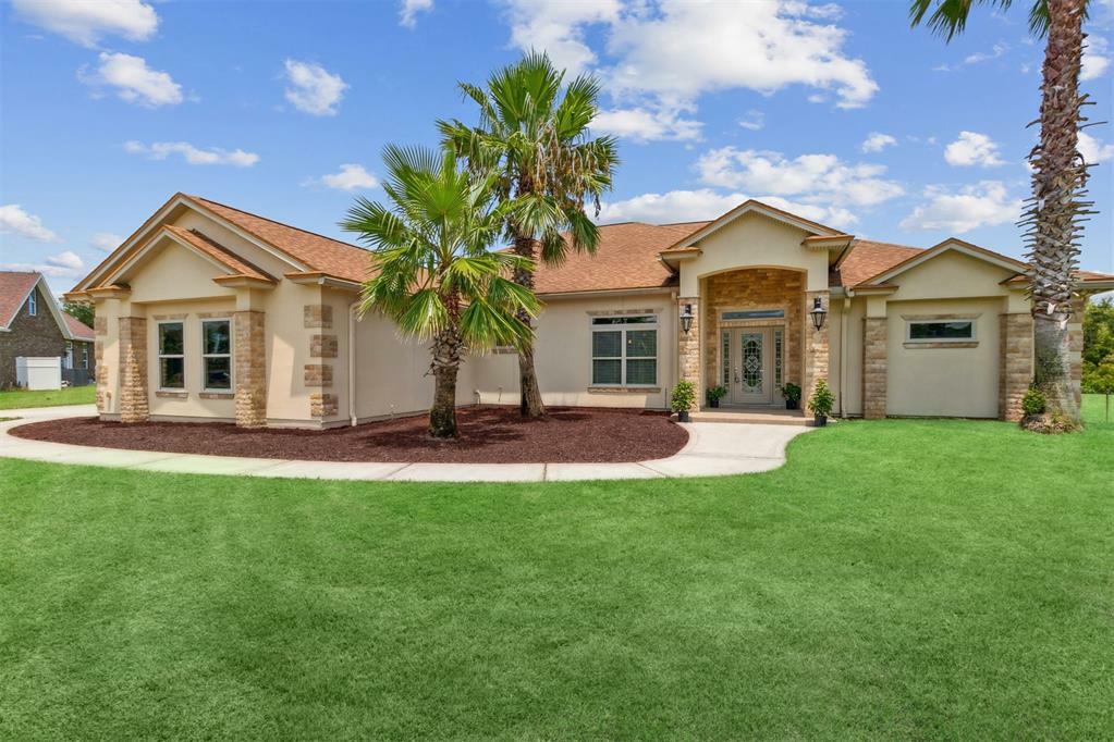 Property Photo:  9227 Woodsman Cove Lane  FL 32226 