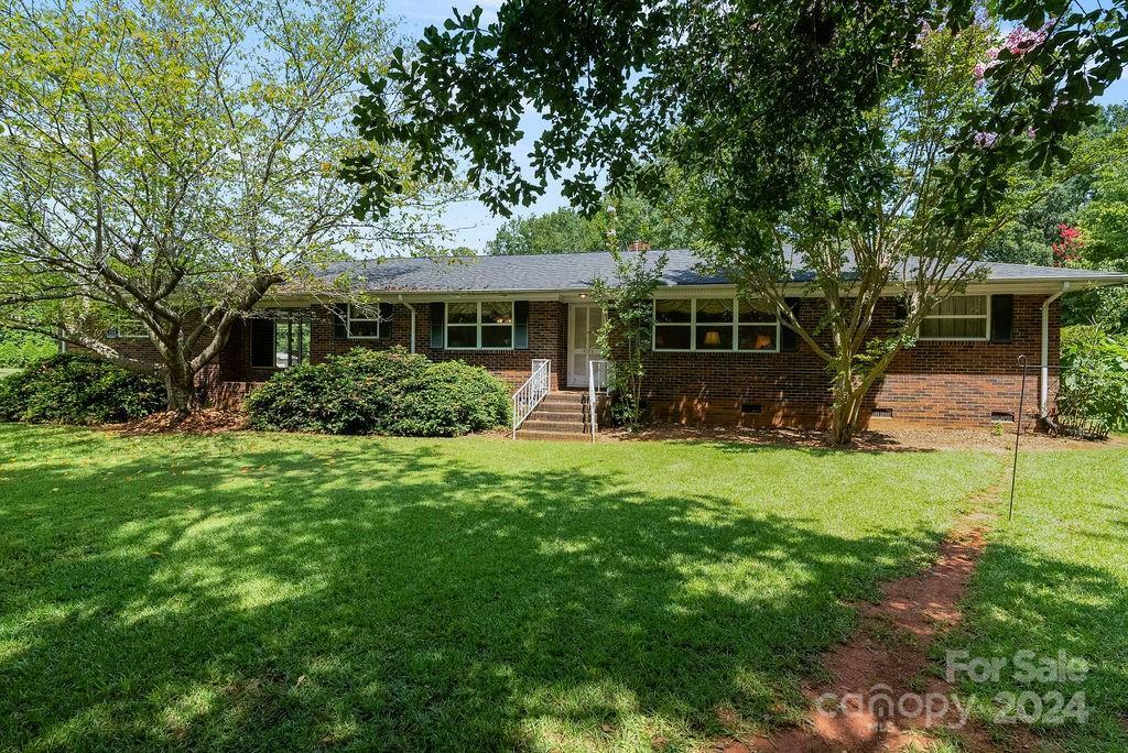 Property Photo:  14133 Thompson Road  NC 28227 