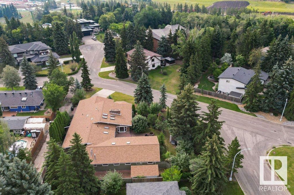 Property Photo:  14004 47 Avenue NW  AB T6H 0B6 