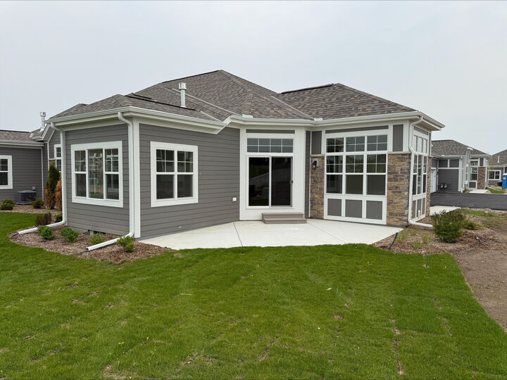 Property Photo: 865 S Verona Cir 80 WI 53024