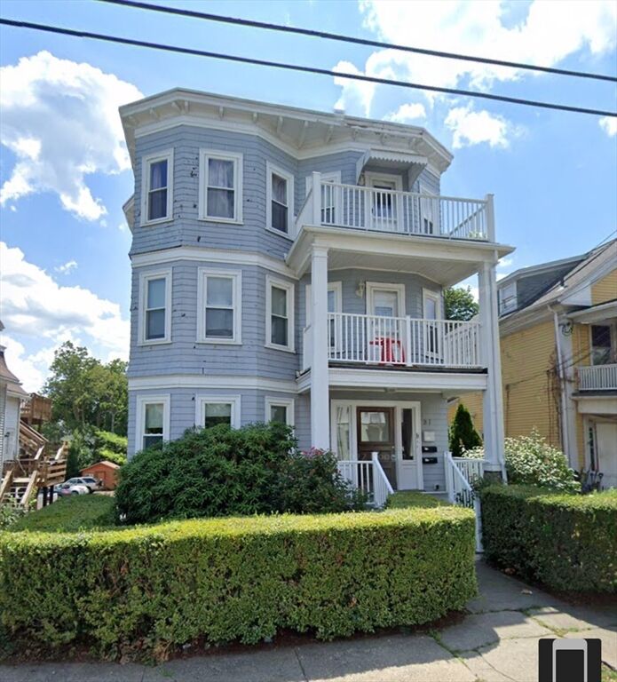 Property Photo: 81 Billings St 3 MA 02171