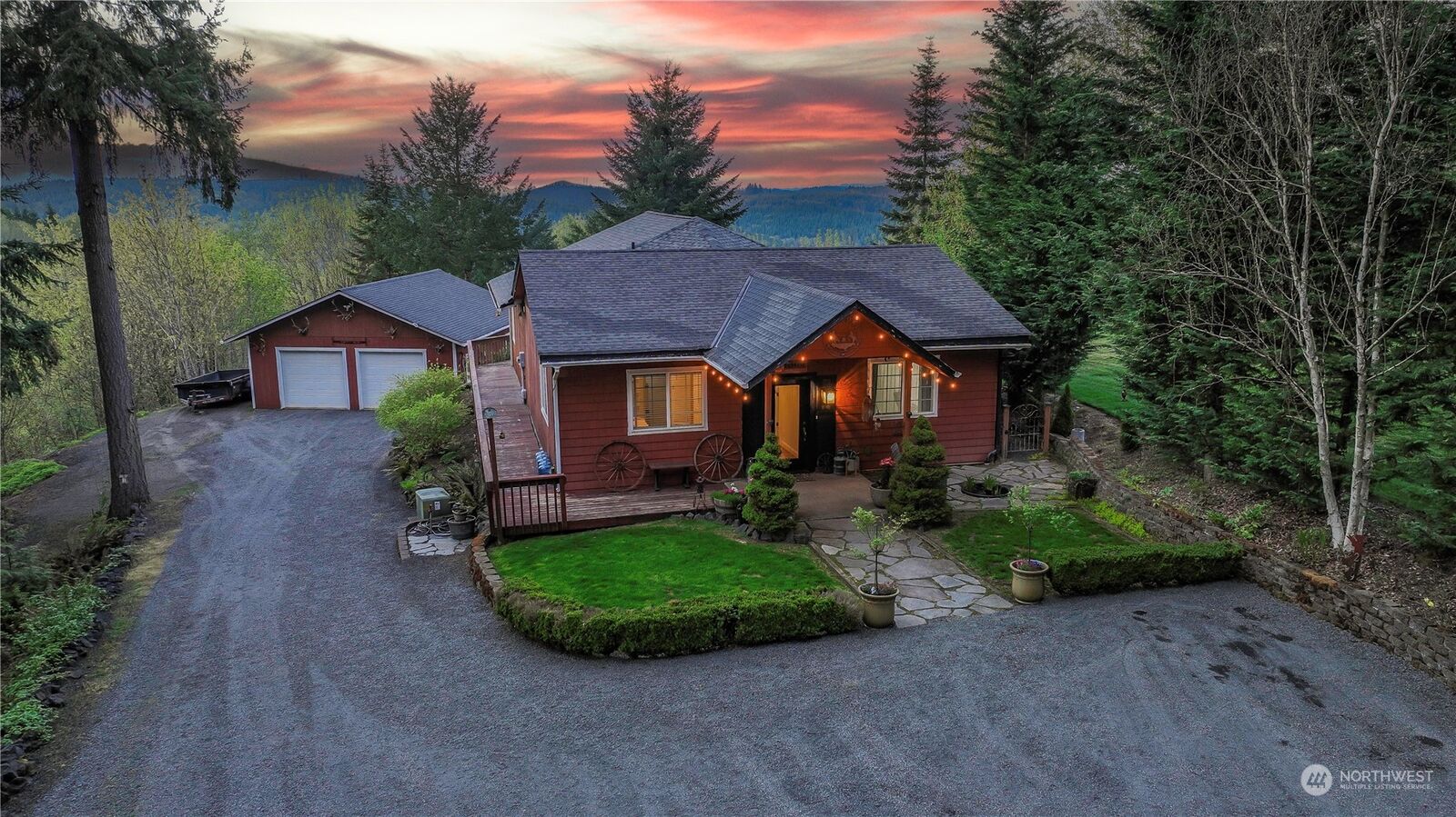 Property Photo: 249 SE Valley View Way WA 98532