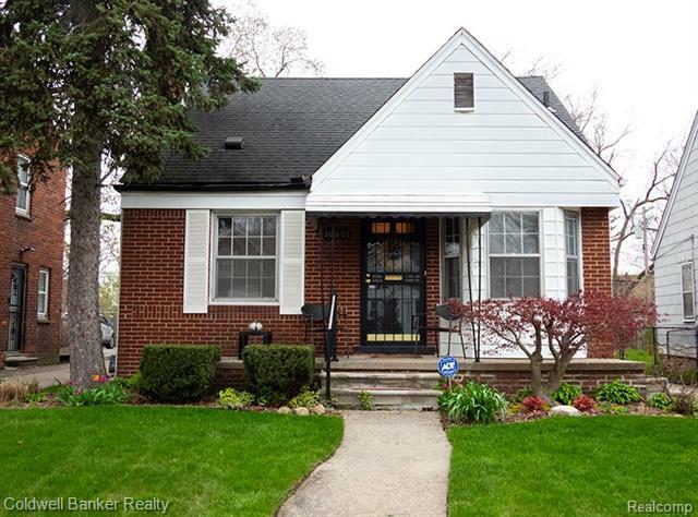 Property Photo:  16861 Forrer Street  MI 48235 