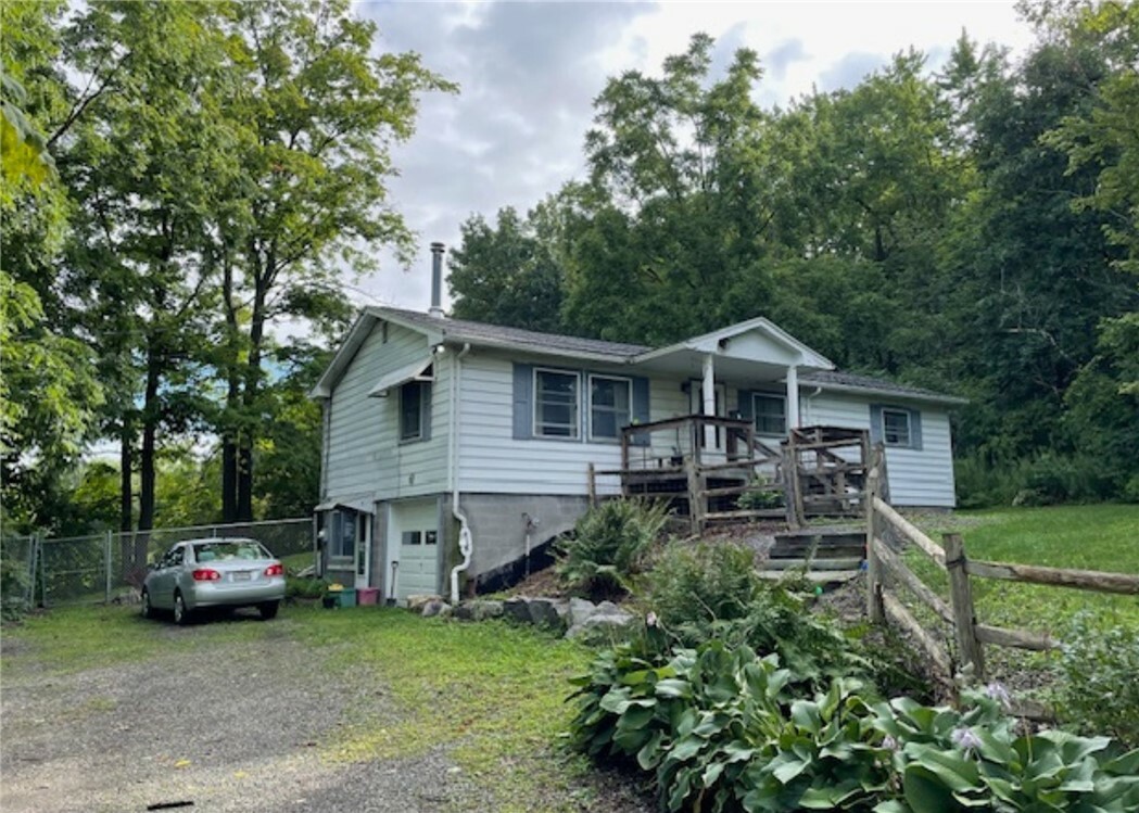 Property Photo:  118 Snyder Hill Road  NY 14850 