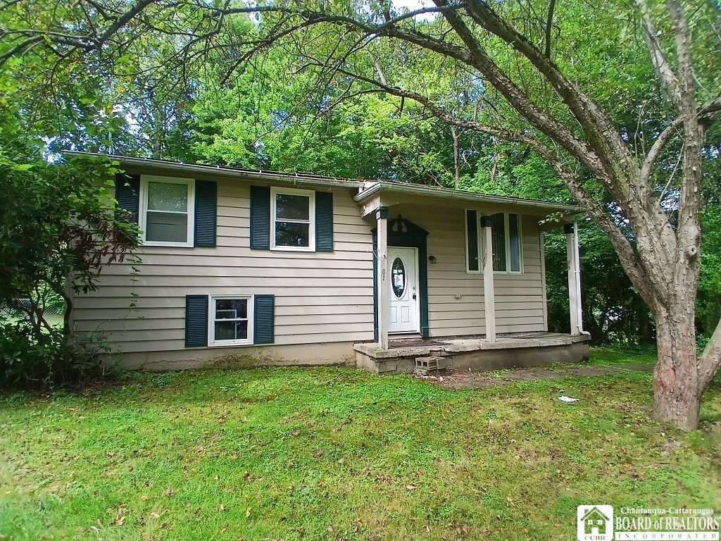 Property Photo:  501 Barr Street  NY 14701 