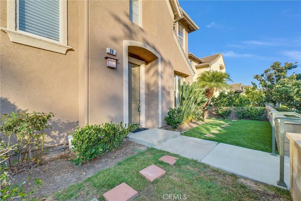 Property Photo:  20 Three Rivers  CA 92602 