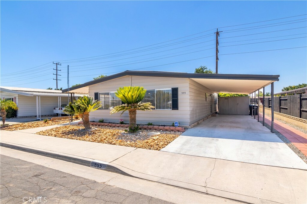 Property Photo:  555 Castille Drive  CA 92543 