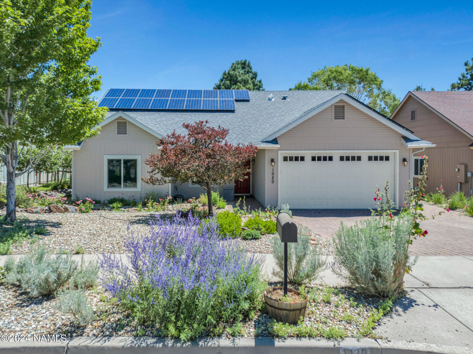 Property Photo:  1020 N Pine Cliff Drive  AZ 86001 