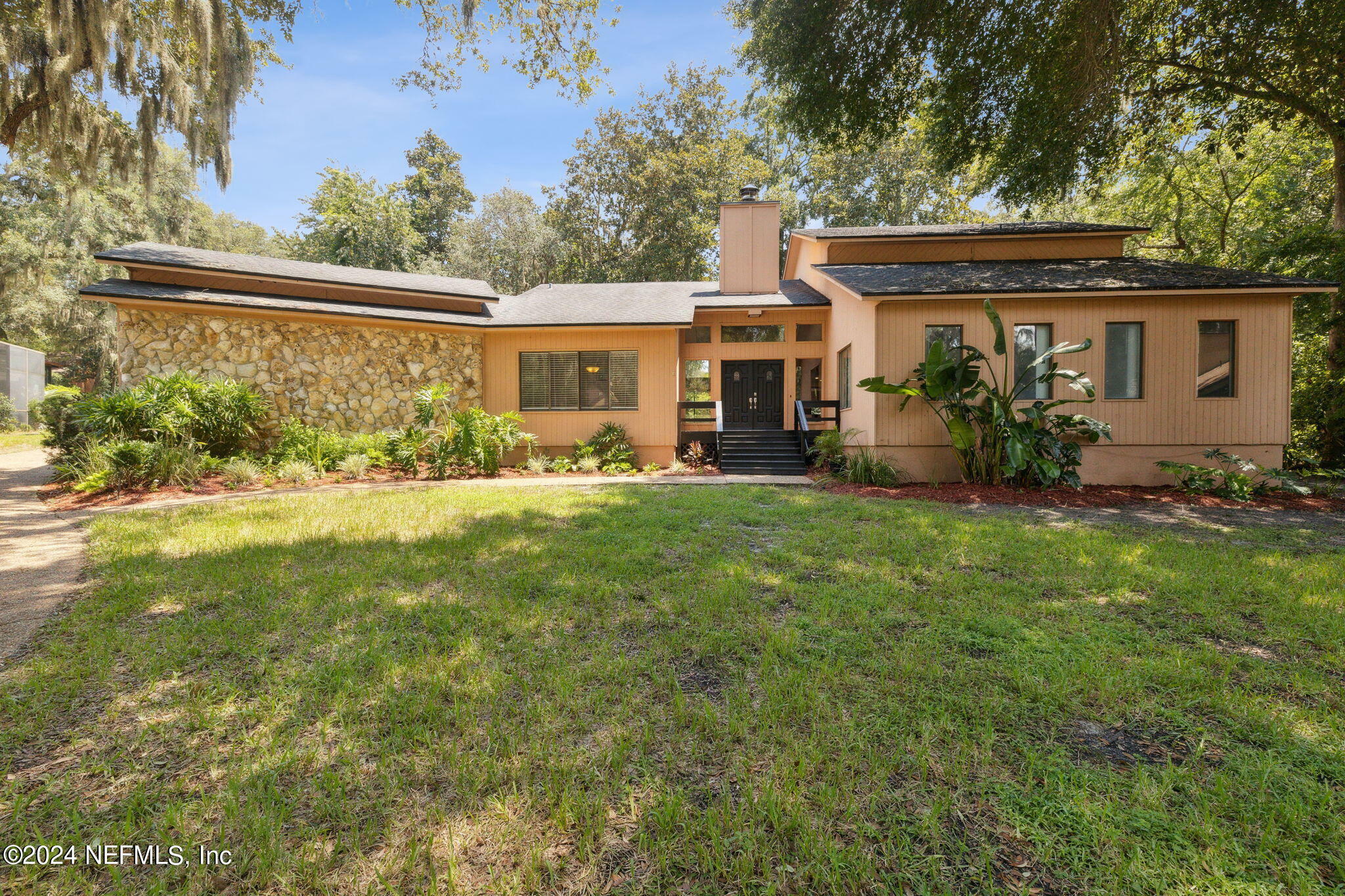 Property Photo:  4272 Bleinheim Place  FL 32225 