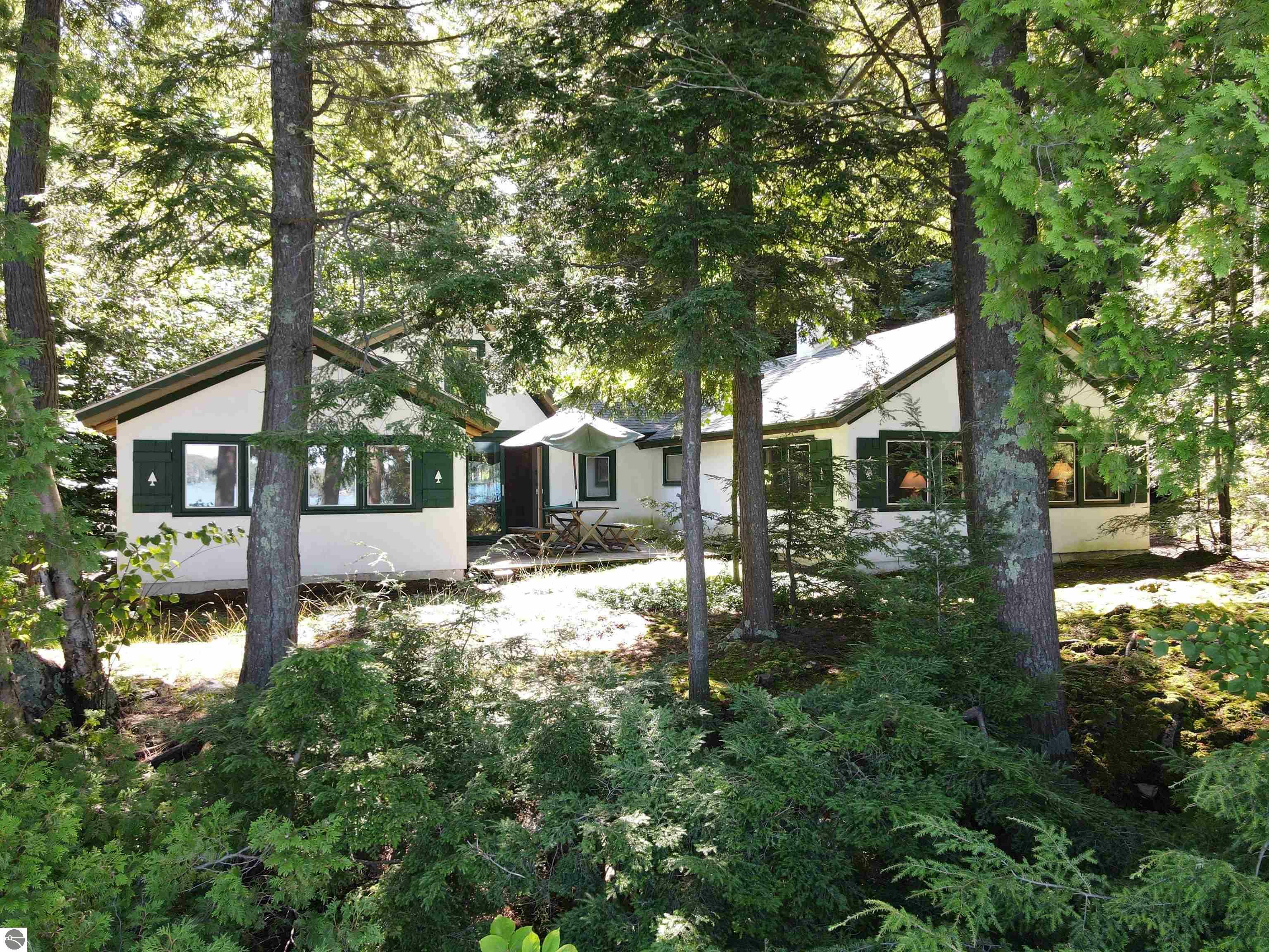 Property Photo:  2801 N Lake Leelanau Drive  MI 49653 