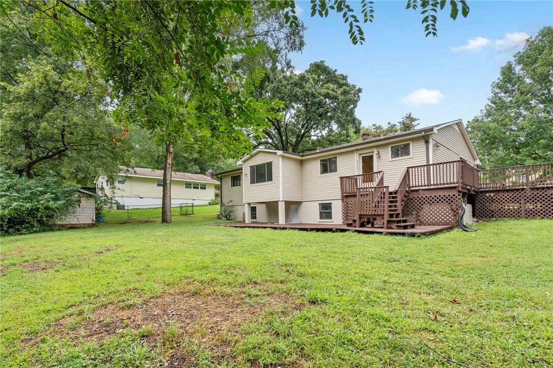 Property Photo:  1400 N Kings Drive  AR 72701 