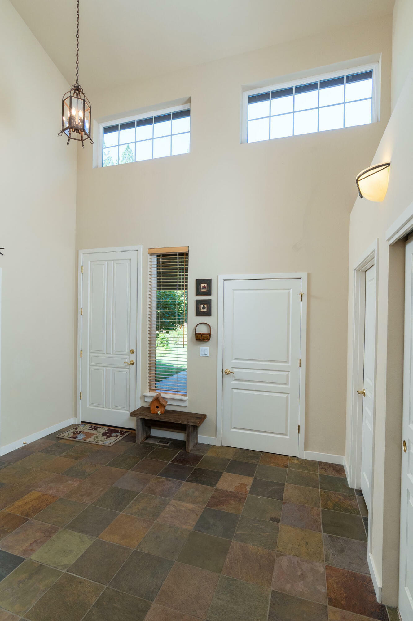 Property Photo:  60536 Elkai Woods Drive  OR 97702 