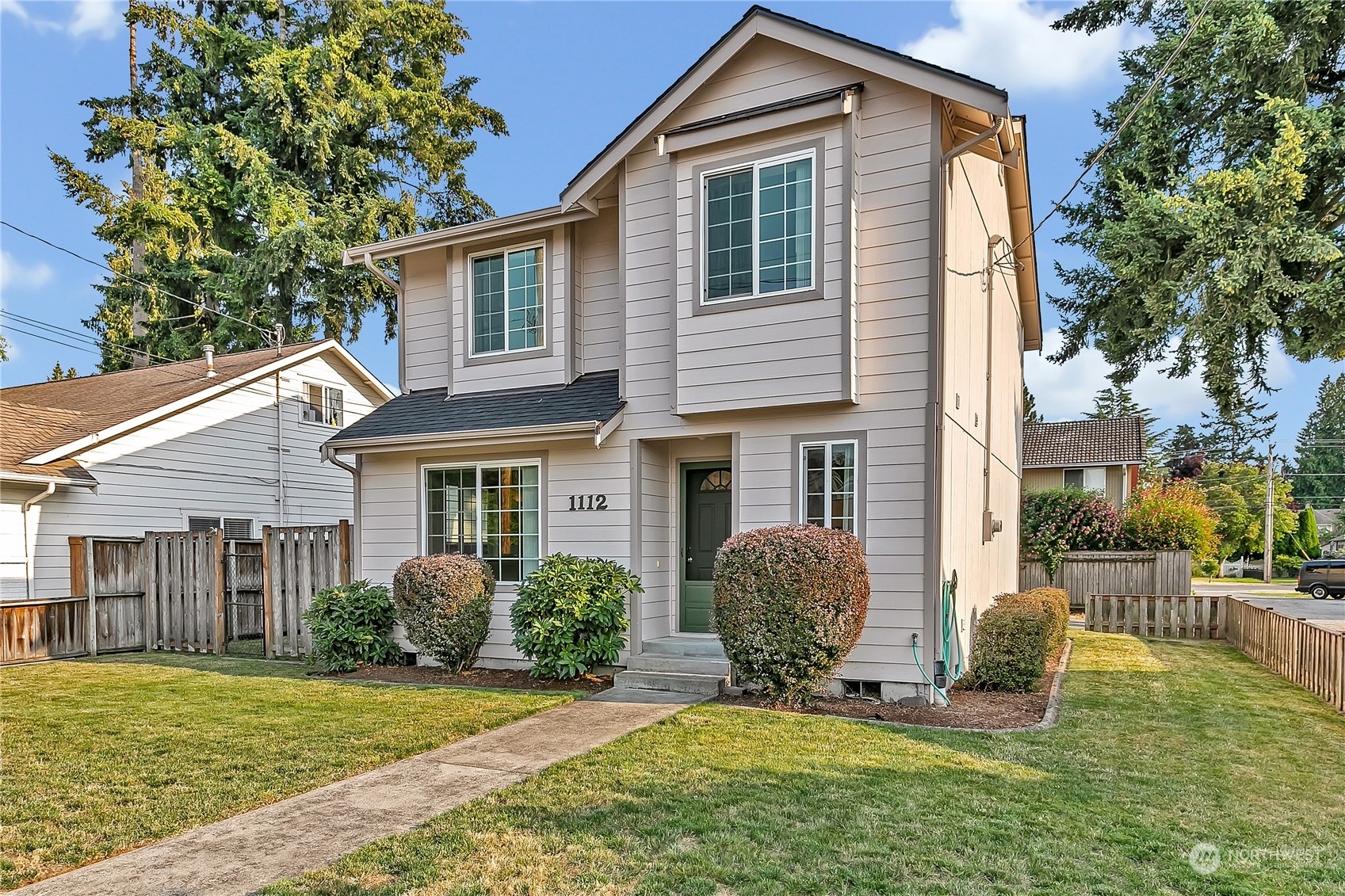 Property Photo: 1112 Park Street WA 98390