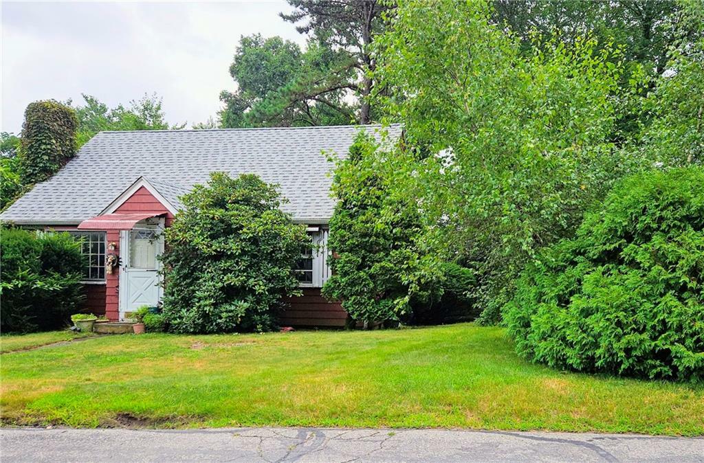 Property Photo:  10 Palmer Street  RI 02828 