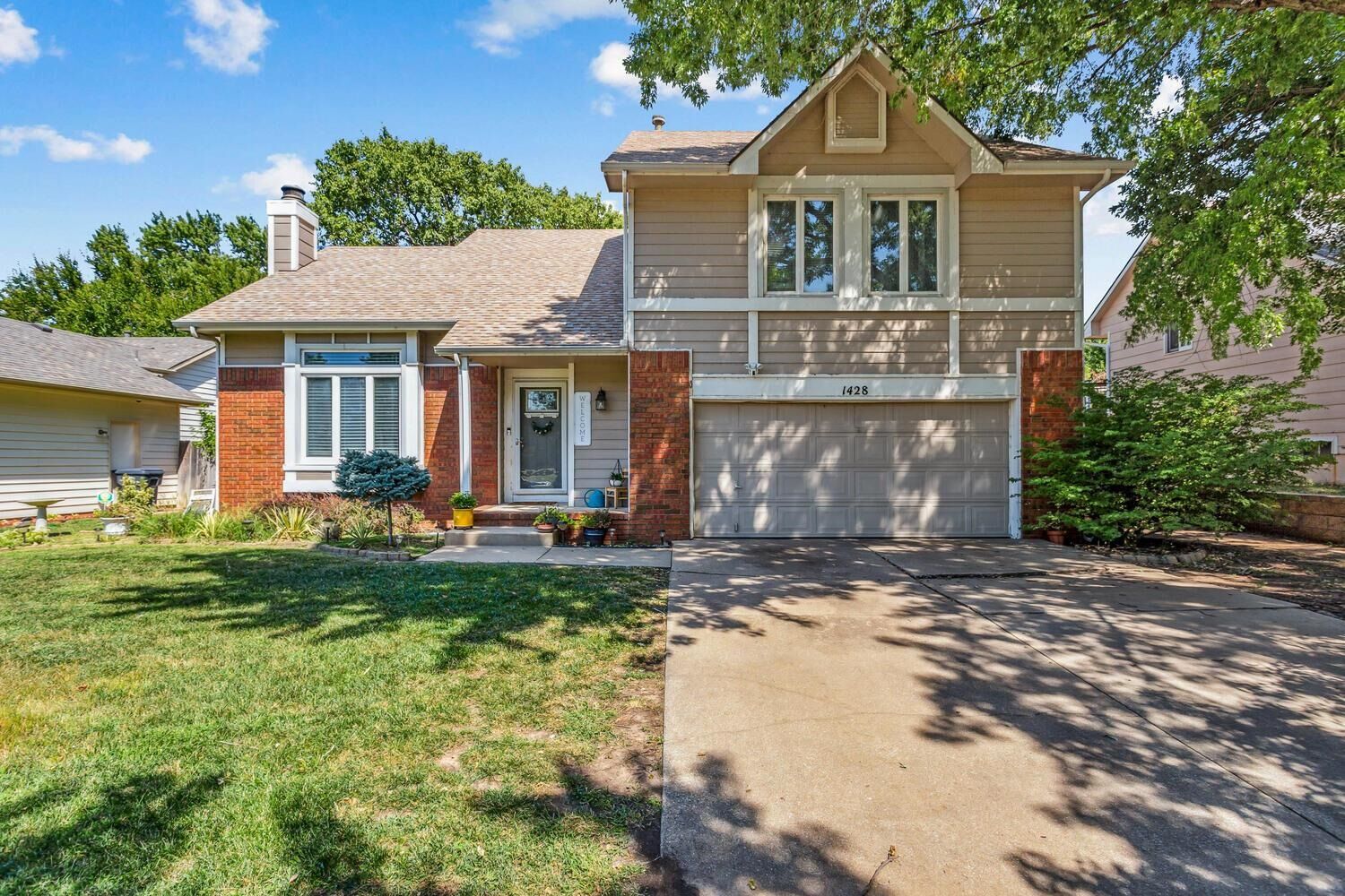 Property Photo:  1428 N Parkridge St  KS 67212 