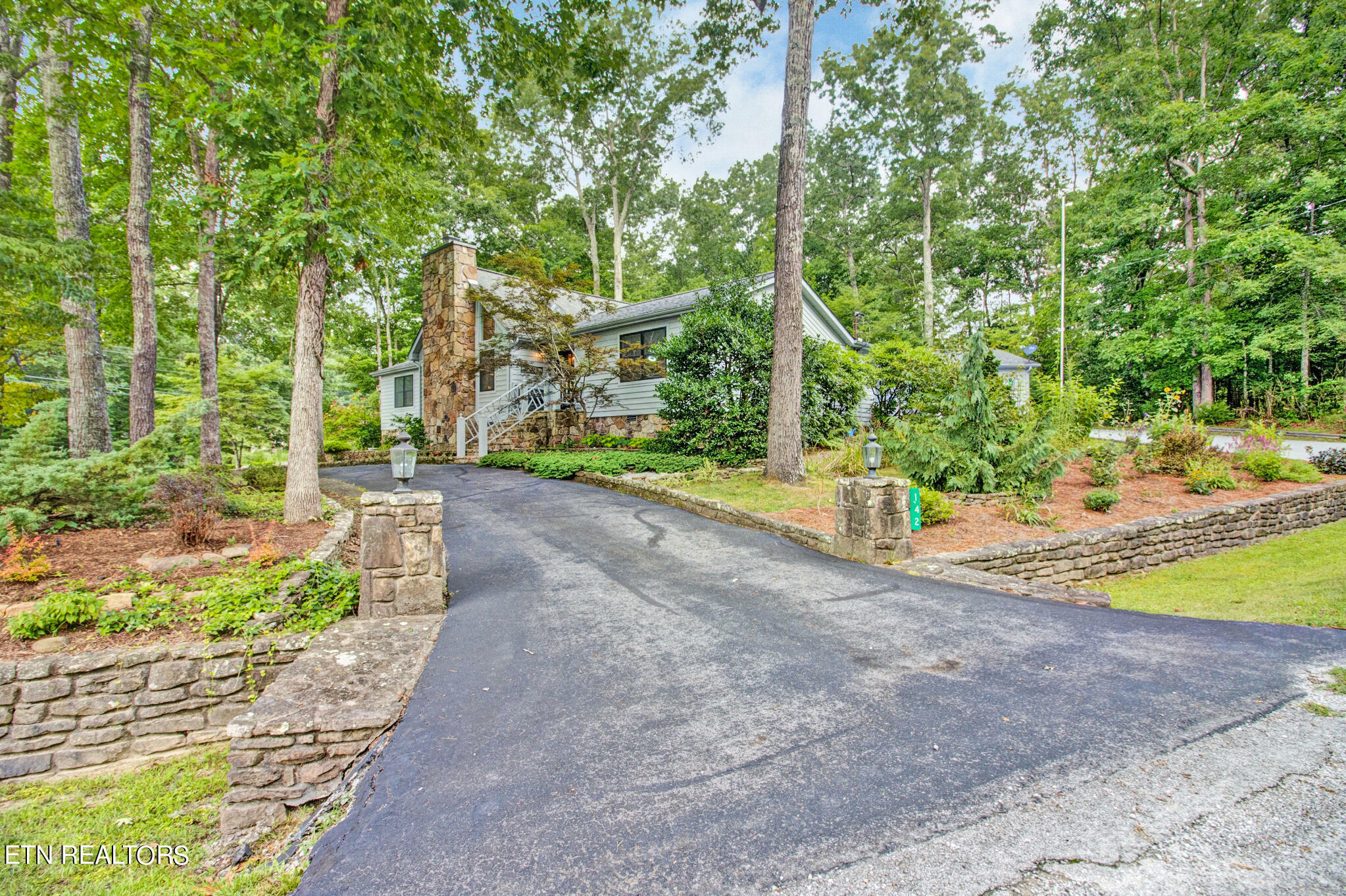 Property Photo:  142 Glenwood Drive  TN 38558 