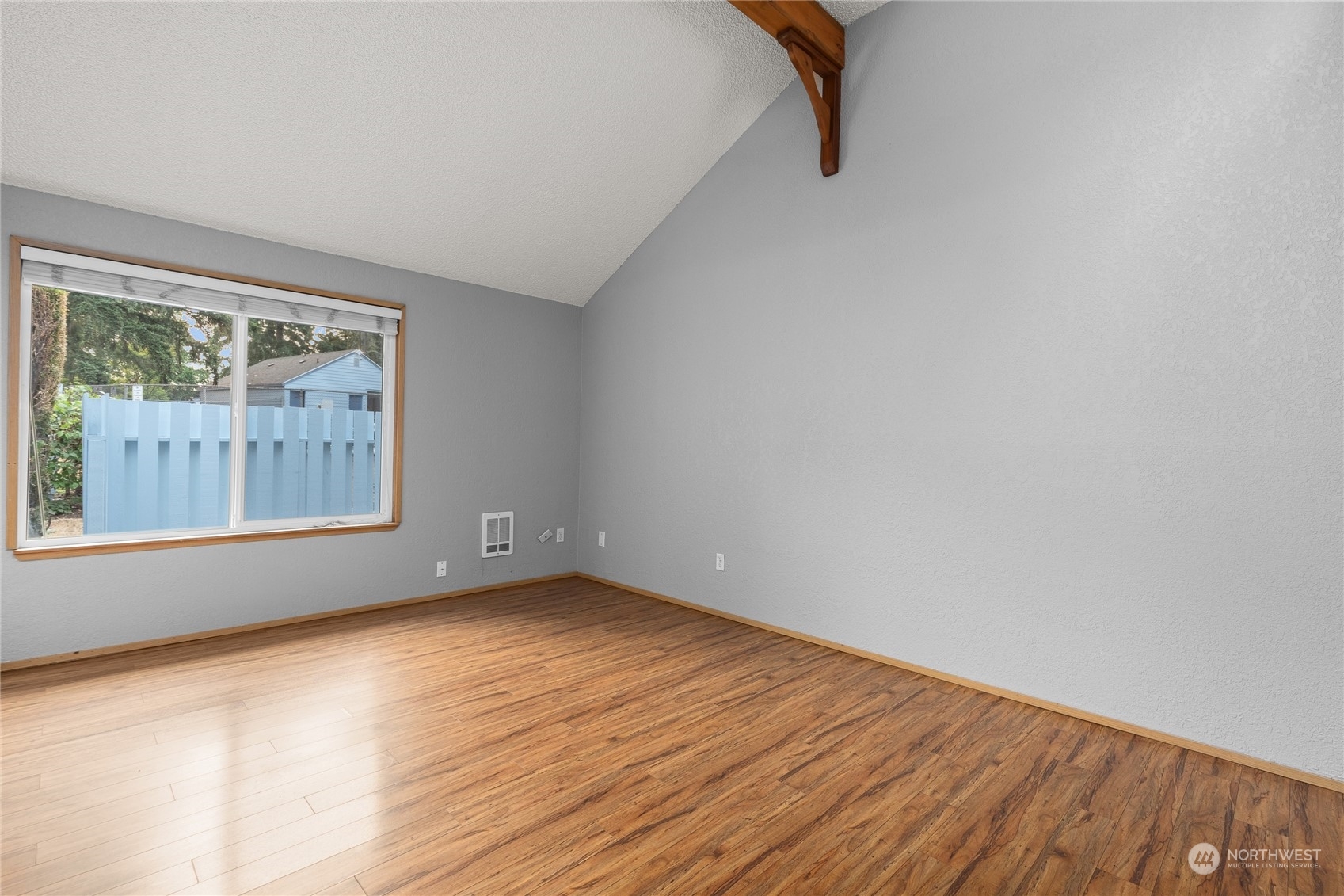 Property Photo:  4300 NE Sunset Boulevard F5  WA 98059 