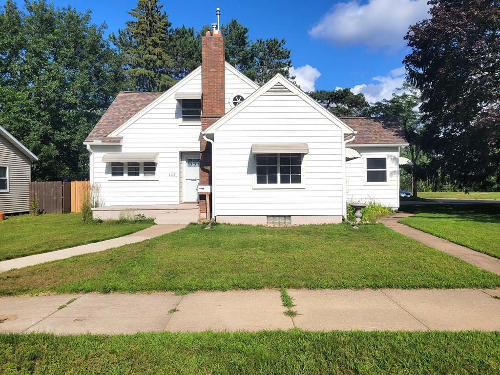 1237 South 5th Avenue  Wausau WI 54401 photo