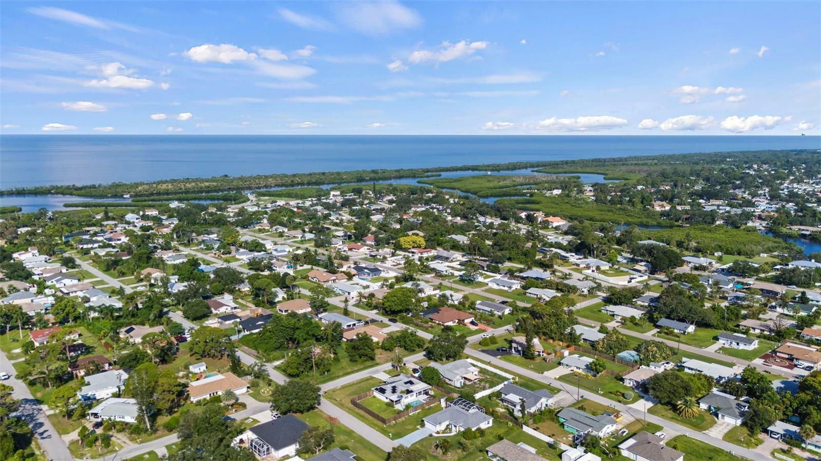 Property Photo:  4731 Egret Road  FL 34293 