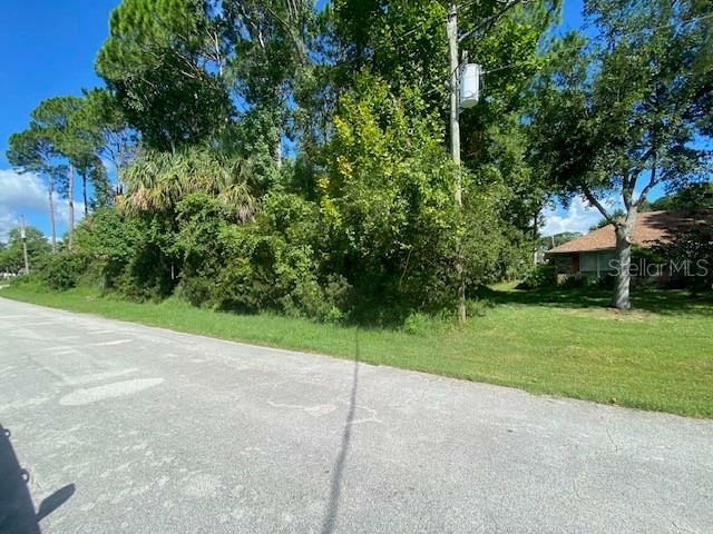 Property Photo:  12 Fenwood Lane  FL 32137 